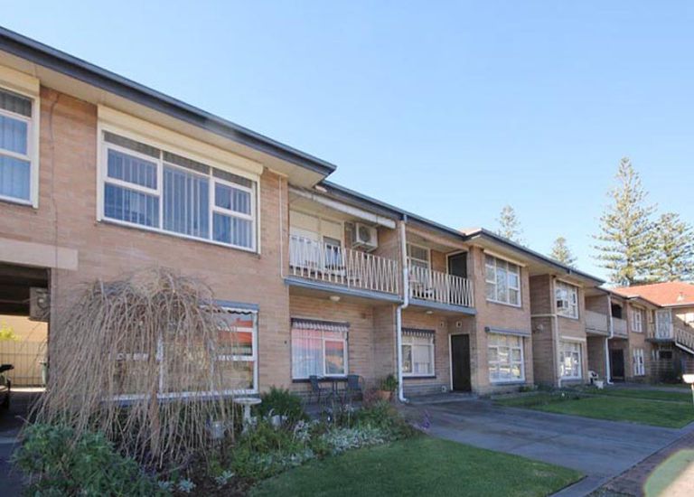 12 / 4 Dunbar Terrace, Glenelg East