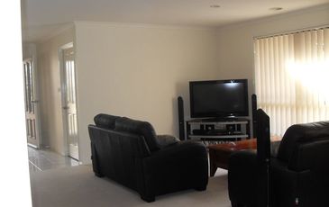 8 Domain Circuit, Beaconsfield