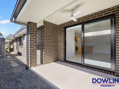 1 / 4 Emerald Close, Medowie