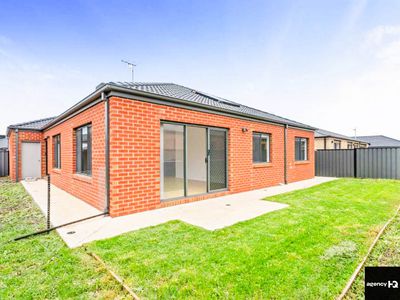 6 Radiance Street, Tarneit