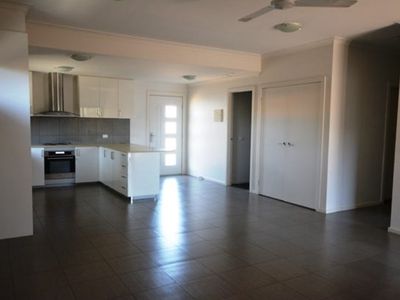 4 / 8 Beacon Close, South Hedland