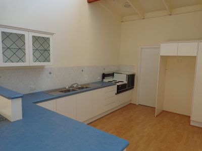 4 / 4 Thelma Street, Como