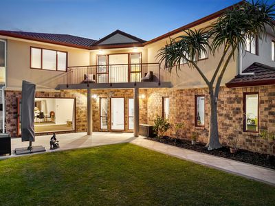 13 Onemana Way, Te Atatu Peninsula