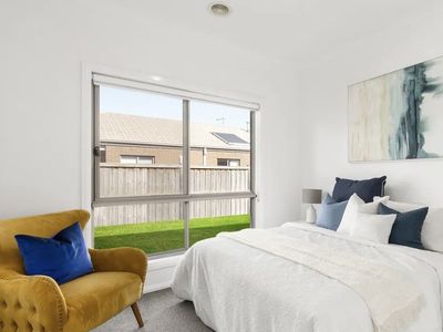 25 Kittyhawk Road, Point Cook