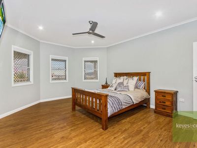 5 / 18 High Vista Drive, Mount Louisa