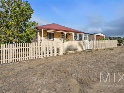 23 Glebe Road, New Norfolk
