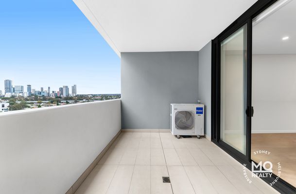 1005 / 28 Cowper Street, Granville