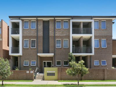 4 / 37-45 Brickworks Drive, Holroyd