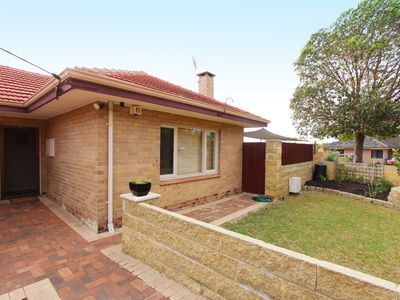 369 Flinders Street, Nollamara