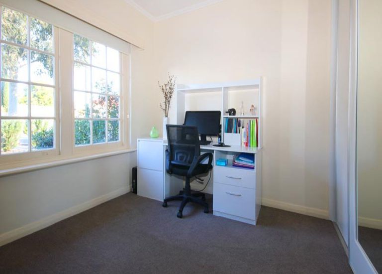 24 Freda Street, Netley