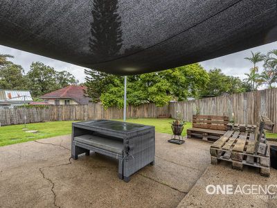 33 Barberry St, Inala