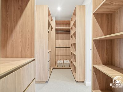 45  Almandin Street (THE GABLES), Box Hill