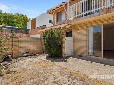 1 / 6 Mary Street, Como