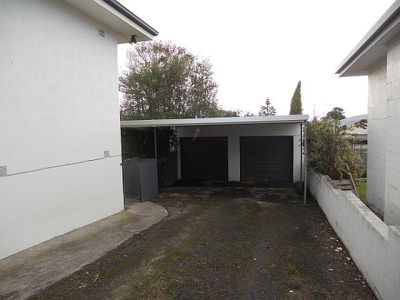 93 Lake Terrace East, Mount Gambier