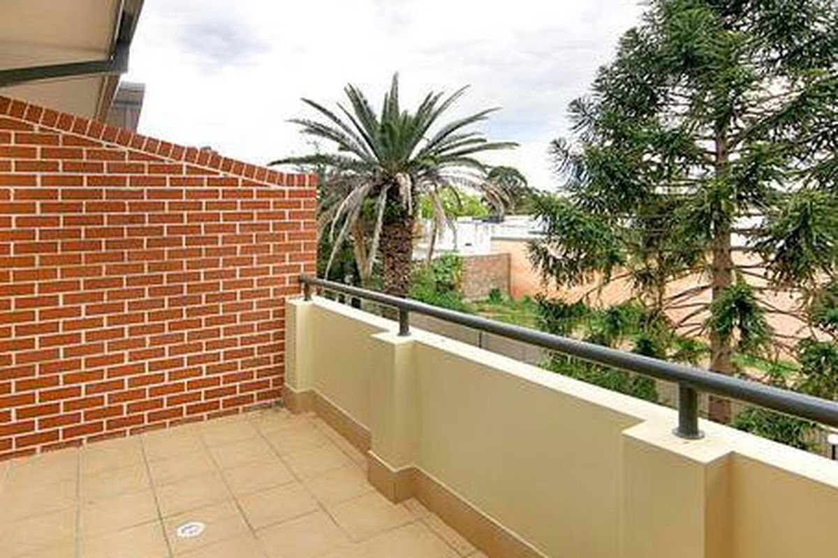28 / 11-13 Crane Street, Homebush