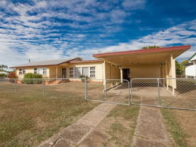 16 Leslie Street, East Ipswich