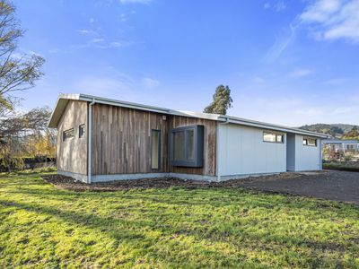 7402 Channel Highway, Cygnet