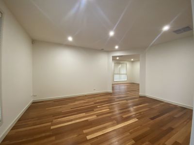 2 / 29 Simpson Drive, Mount Waverley