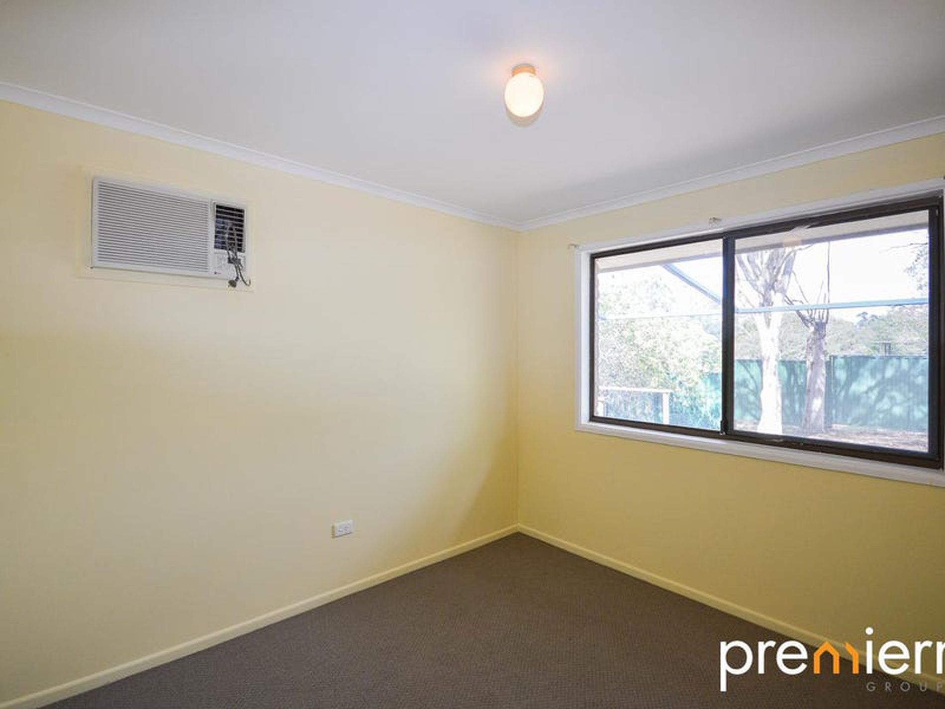 8B Philip Street, Redbank Plains