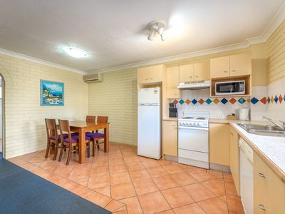 217 / 132 Marine Parade, Southport