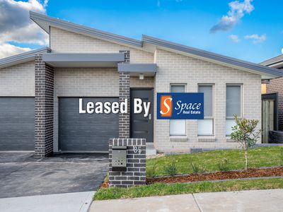 85b Lillywhite Circuit, Oran Park