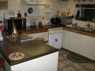 22 Lynd  Highway, Toll
