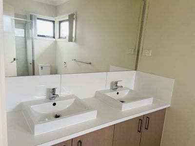 19 / 4 Delany Ln, Craigieburn