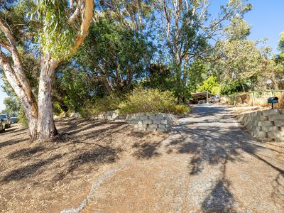 20 Harrison Road, Mount Richon