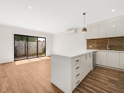 3 / 3 Gavan Court, Werribee