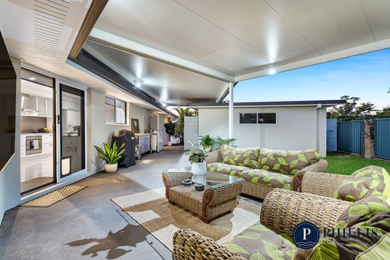 48 Matthew Flinders Drive, Paradise Point