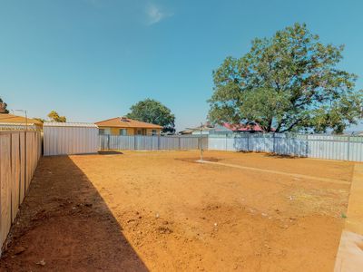 5 Pinnaroo Place, Dubbo