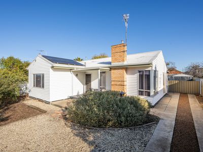 12 Field Street, Shepparton