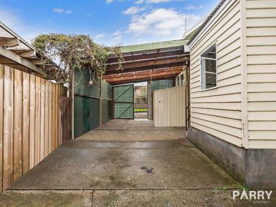 11 Naroo Street, Waverley