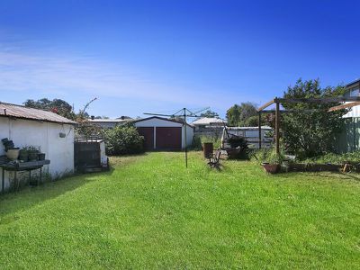 310 Northcliffe Drive, Lake Heights
