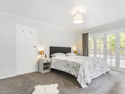673 West Coast Road, Oratia