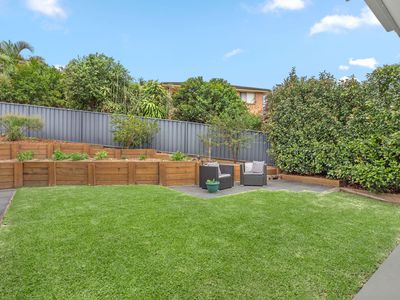 6 Chusan Place, Forster