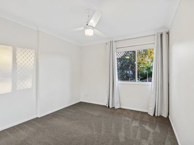 1 / 3 BRONBERG COURT, Southport