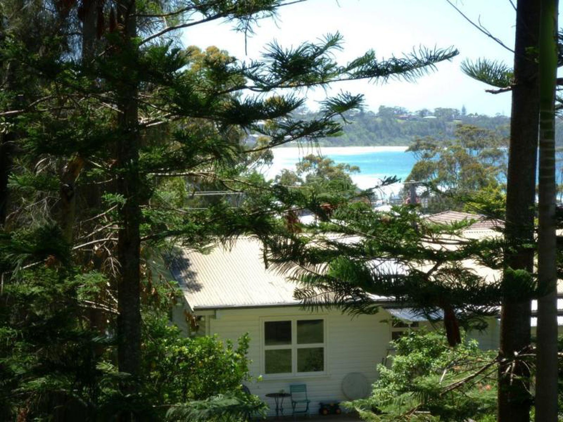 21 Seaview Street, Mollymook