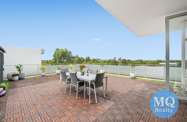 404 / 3 Avenue Of Europe, Newington