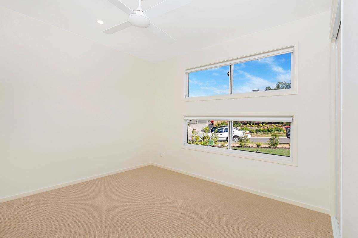 2 / 6 Horizon Way, Woombye