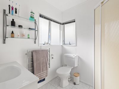 35 Rifleman Rise, Unsworth Heights