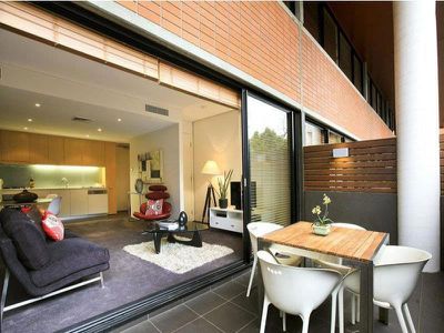 205B / 260 Anzac Parade, Kensington