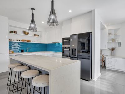 2 / 11 Bindaree Crescent, Mooloolaba