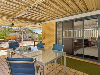 6 Shelduck Crescent, Bennett Springs