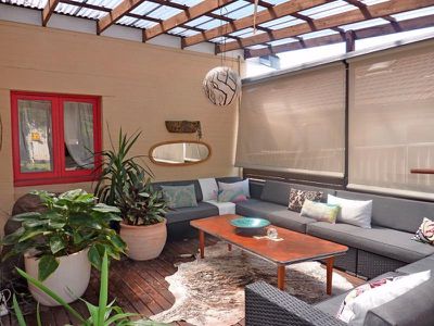 1 Stoney Creek Rd, Beverly Hills