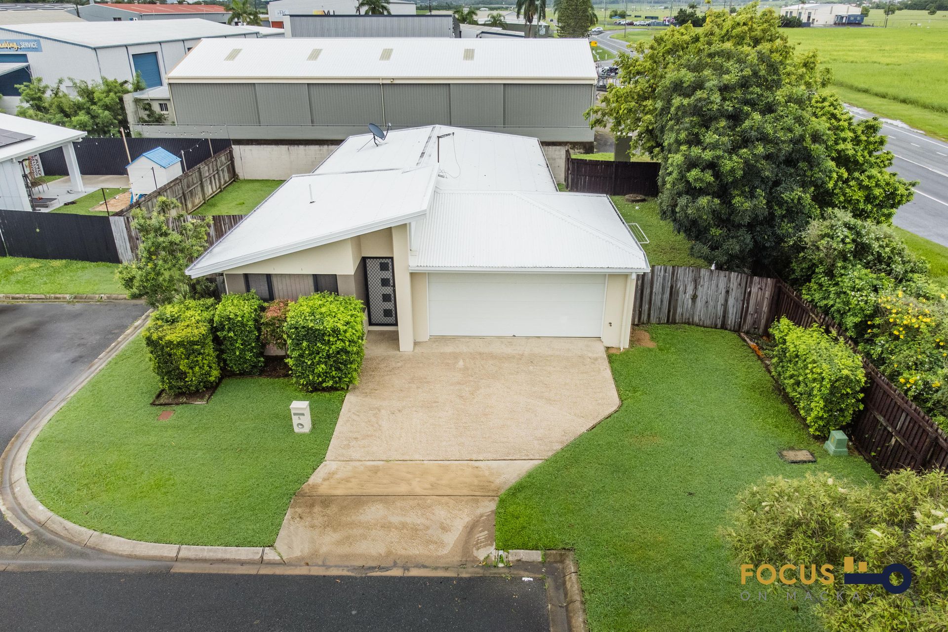 5 Chanelle Court, Glenella