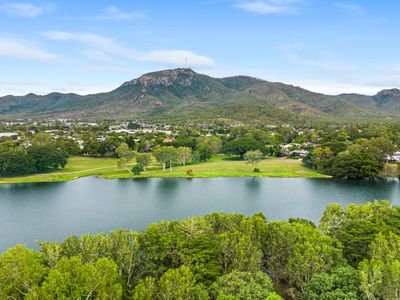 33 Meadowbrook Drive, Aitkenvale