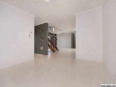 29 Waterlily Circuit, Douglas