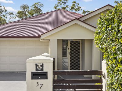 37 Highlands Terrace, Springfield Lakes