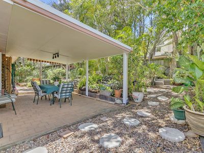 94 Passerine Drive, Rochedale South